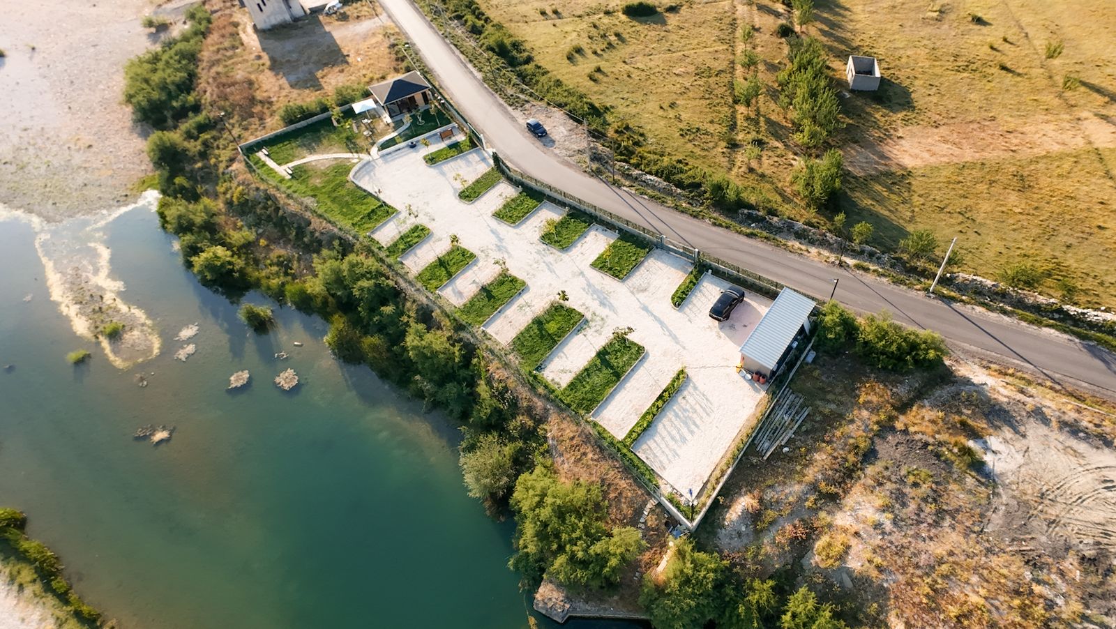 riverside-by-dron-03