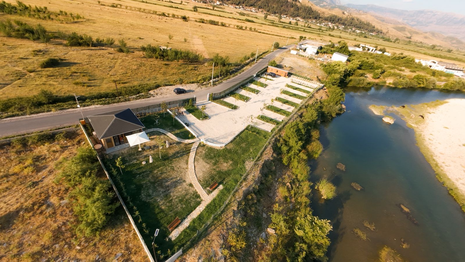 riverside-by-dron-06