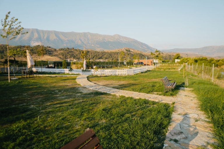 riverside-drinos-green-space