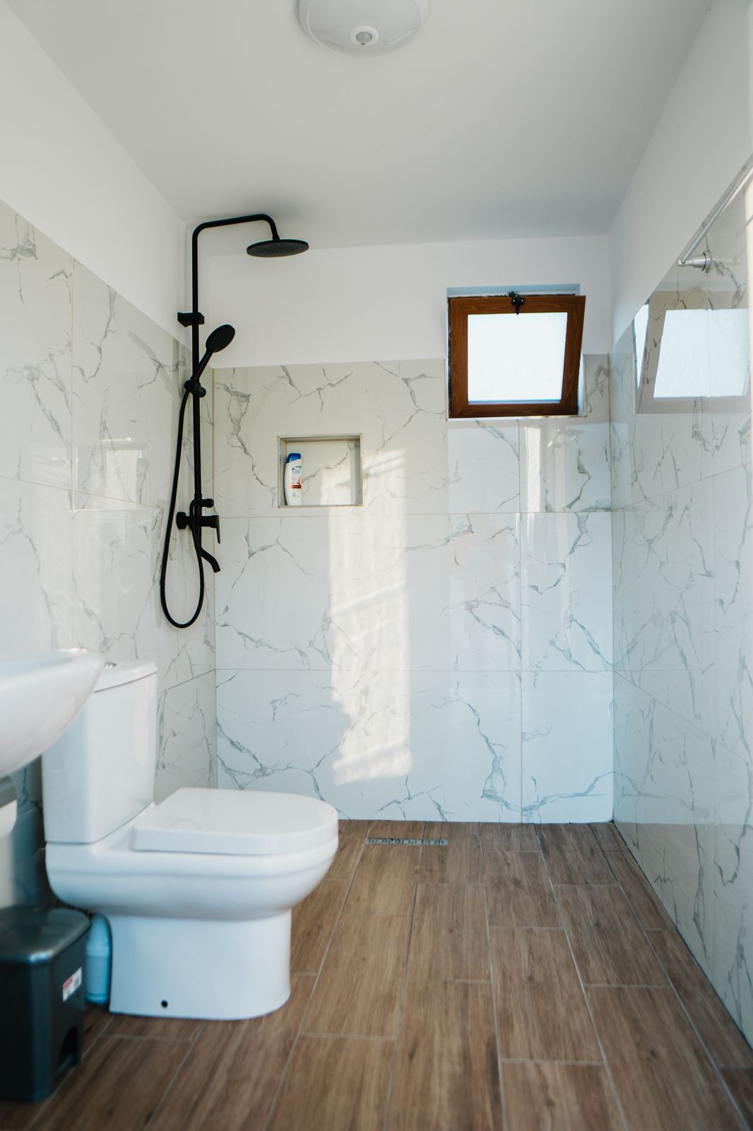 riverside-drinos-modern-bathroom-04